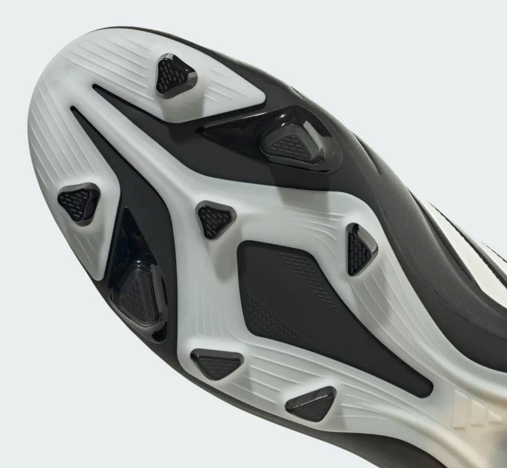 Бутcы Adidas Copa Pure IV Club FG